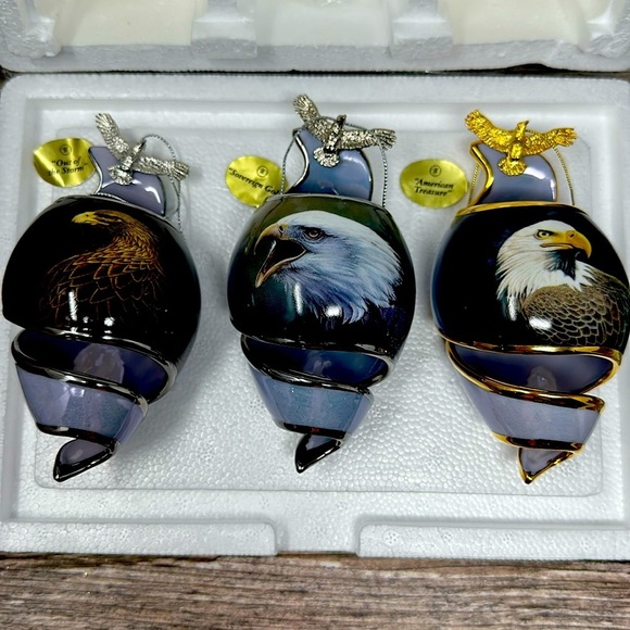 The Bradford Exchange Other - 9th Issue in the On Eagles Wings Heirloom Porcelain Bradford Exchange Ornaments‌